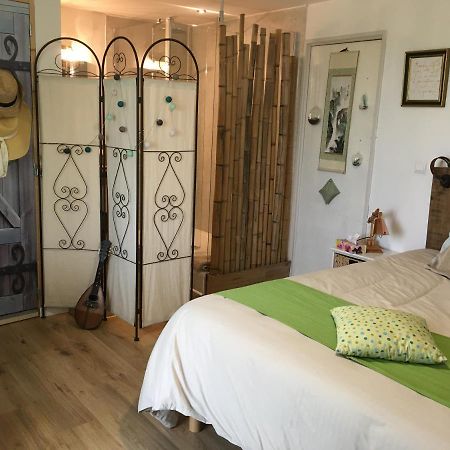 Chambre d'hôtes Dougnac Art Fantastique Fleurance Extérieur photo